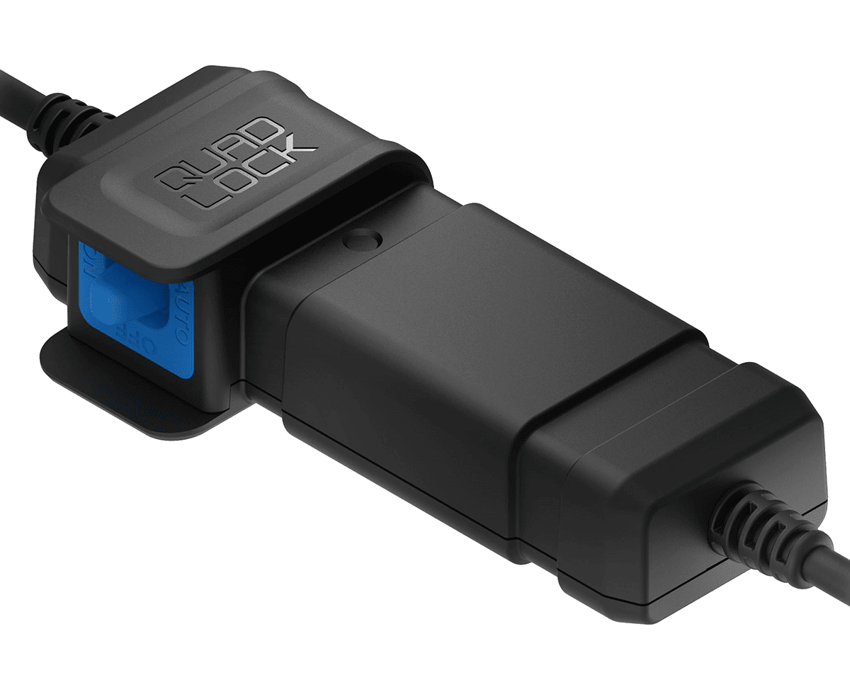 Quad-Lock-smart-12v-usb.png Quad Lock® Vodootporan 12V to USB pametni adapter - Slika 1