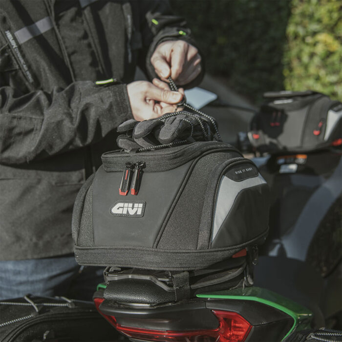 Seatlock repna torba GIVI EASY07 14L - Slika 5