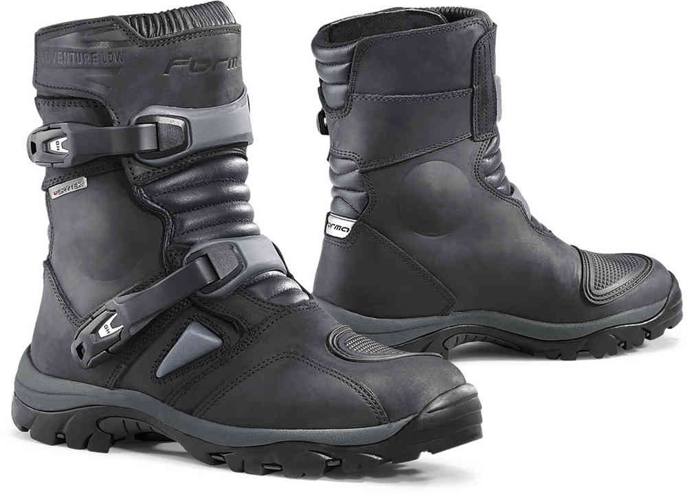 Forma-Adventure-Low-Black.jpg Forma Adventure low - Slika 1